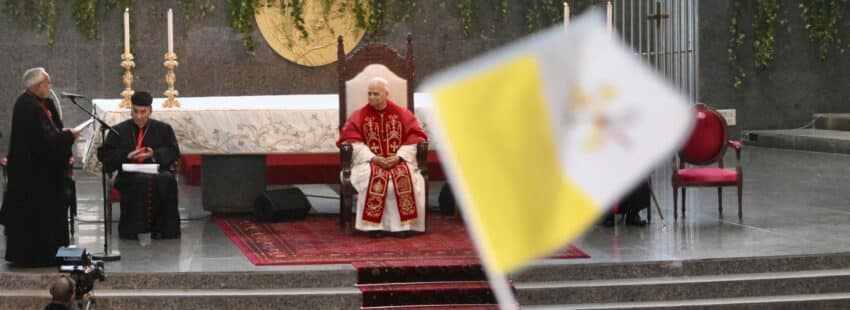 León XIV en su encuentro con la comunidad católica de Líbano