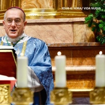 El nuncio Piero Pioppo, en la basílica de San Miguel. FOTO: JESÚS G. FERIA / VIDA NUEVA