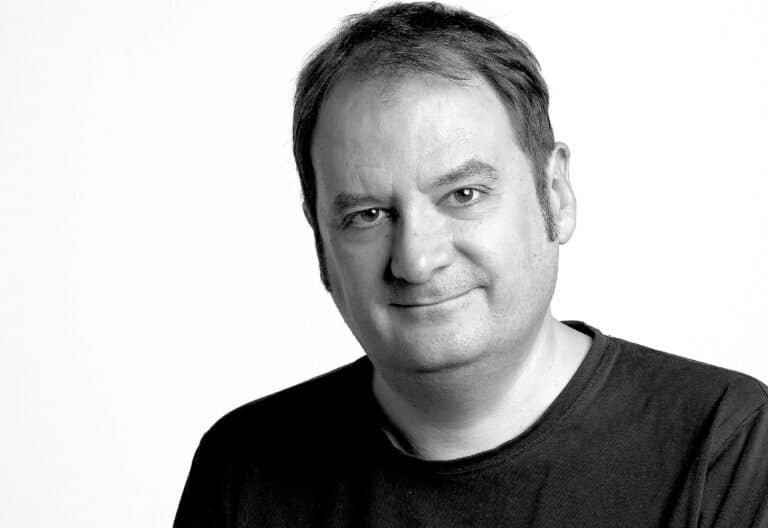 El escritor Francesc Miralles