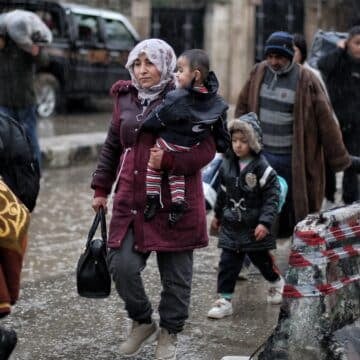 Kurdos huyen de Alepo