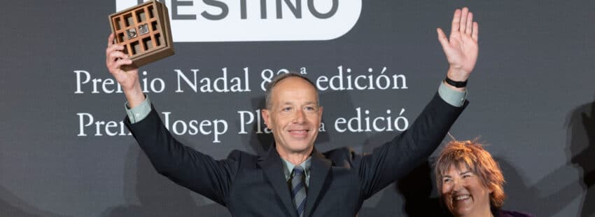 Francesc Torralba recibe el Premio Josep Pla