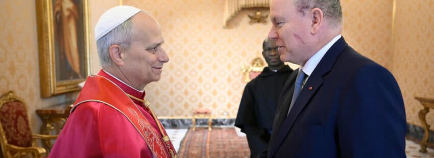 Alberto de Mónaco, con el papa León XIV