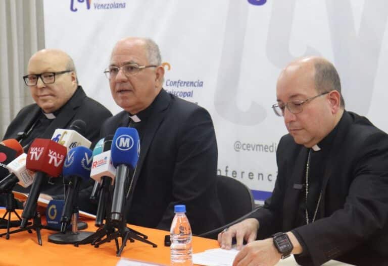 Obispos venezolanos: “La paz y libertad solo serán posibles si se resuelve la crisis política y