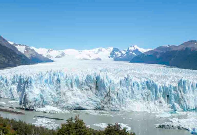 Nuevo reclamo de la Iglesia argentina: la Ley de los Glaciares