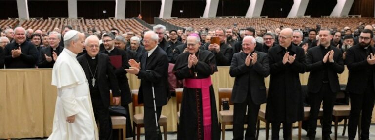 León XIV pide al clero de Roma “reavivar el don de Dios” y volver al anuncio del Evangelio