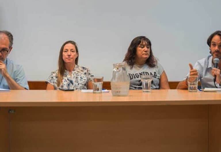 La Iglesia argentina se suma al pedido de reactivar los presupuestos para los barrios carenciados