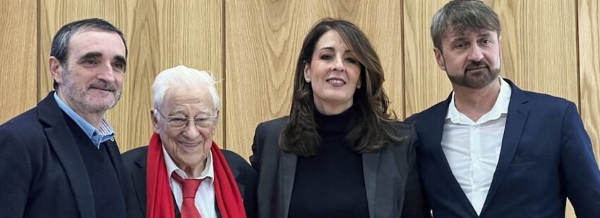 Padre Ángel: “La mayor red social es el abrazo”