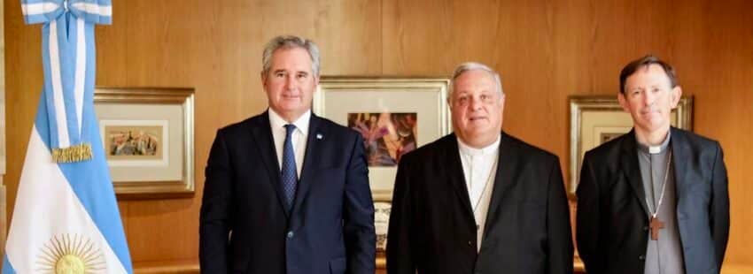 El Canciller argentino recibió a las autoridades del Episcopado