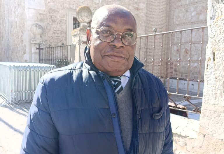 Severo Moto, líder de la oposición guineana en el exilio