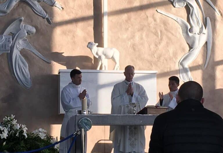 Arzobispo Alexander Sample