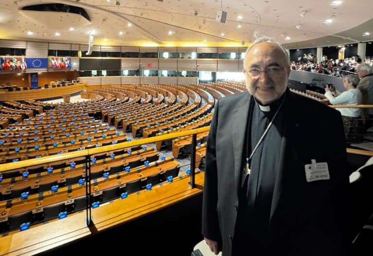 El arzobispo de Oviedo, Jesús Sanz