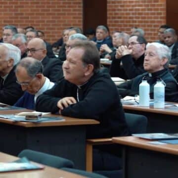 Corresponsabilidad pastoral y cuidado integral, así avanzan los trabajos de obispos colombianos en