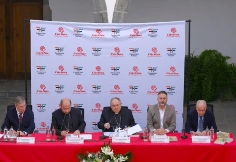 Los obispos de Canarias, al unísono: “No hagamos política con los migrantes para polarizar”