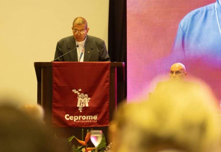 El Papa exige “justicia y verdad” ante los abusos