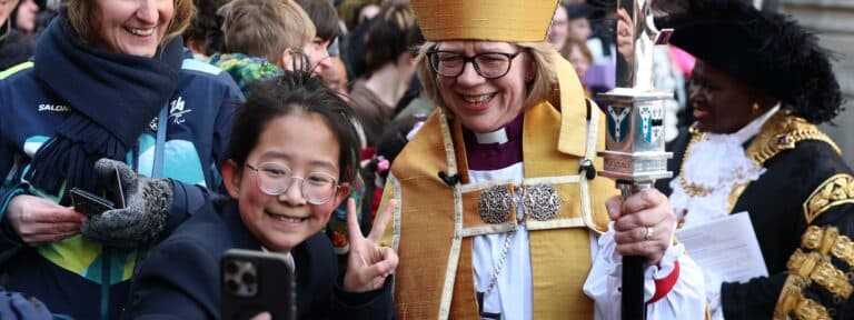 Sarah Mullally, arzobispa de Canterbury