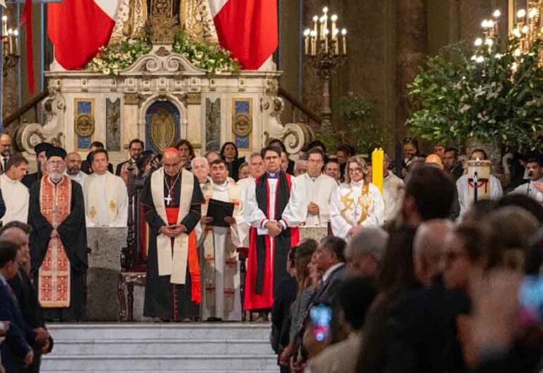 El cardenal chileno presidió la tradicional Oración Ecuménica con participación del presidente