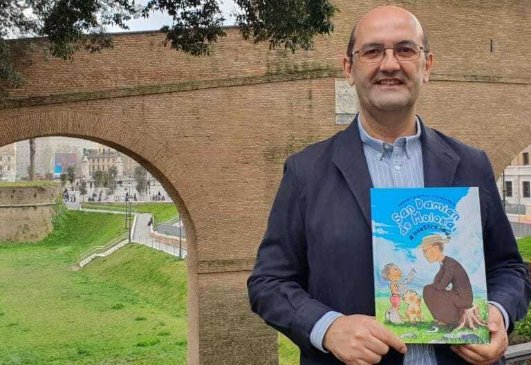 El sacerdote y periodista Fernando Cordero. SS.CC.