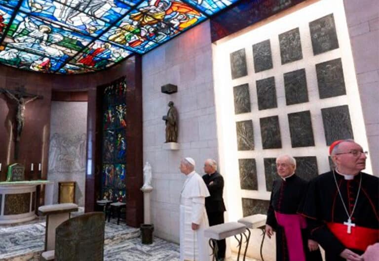 León XIV ha hecho las maletas y ya ha dormido por primera vez en el Palacio Apostólico