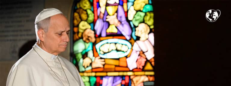 León XIV reza este mes de abril por los sacerdotes en crisis