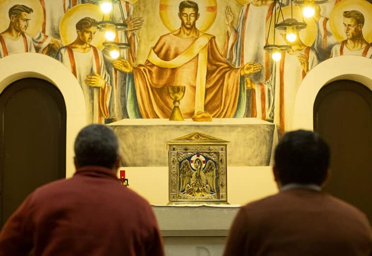 Gerardo Velázquez y Renatto Giovanni, seminaristas de Barcelona