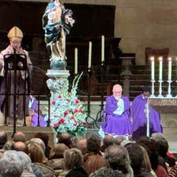 El obispo de Vitoria rechaza “usurpar la memoria objetiva” con la iglesia de los obreros del 3