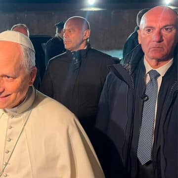 León XIV pide a Trump y a los líderes mundiales el fin de la guerra