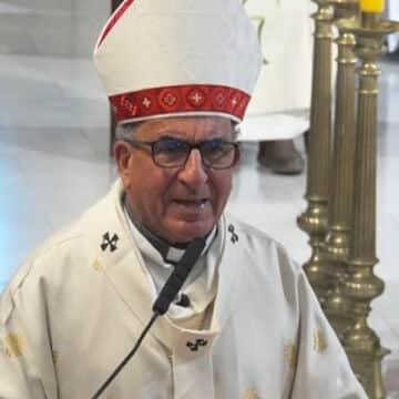 Mensaje pascual del arzobispo de Santiago: “La conversión de nuestro corazón cambiará el