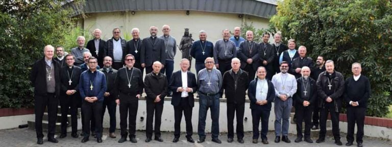 “¡Basta ya de guerra!”, exclaman los obispos chilenos