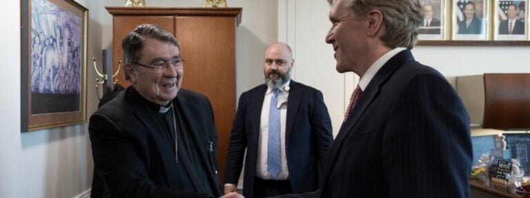 El nuncio Pierre y Colby en el Pentágono