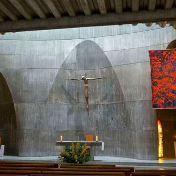 Parroquia de Santa Ana y La Esperanza en Moratalza, templo pionero en acoger una exposición de