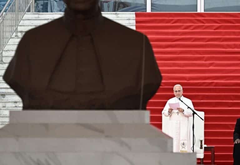 León XIV, en la Universidad Nacional de Guinea Ecuatorial