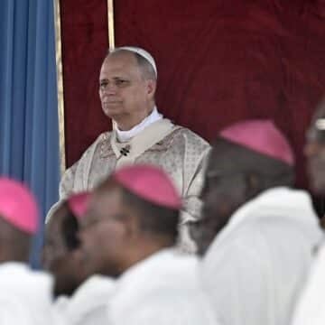 Misa de León XIV en su despedida de Camerún