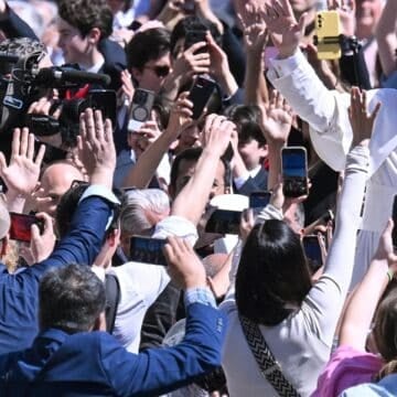 León XIV, el Domingo de Resurrección