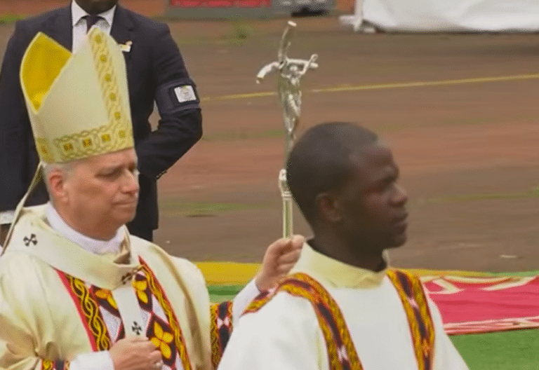 León XIV misa aeropuerto Bamenda