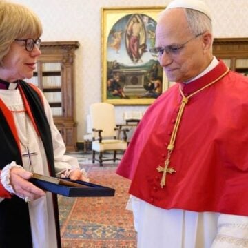 León XIV y Sarah Mullally