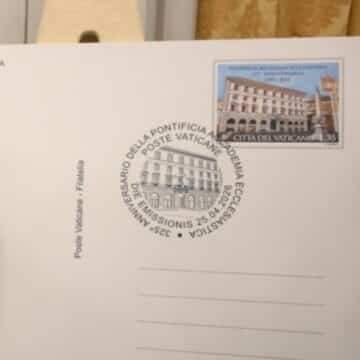 León XIV pide a los futuros nuncios que sean “canales” de paz y de derechos humanos