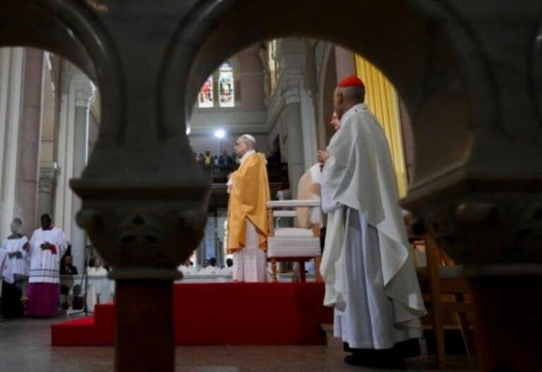 El papa León XIV preside la misa en la antigua Hipona. Foto: Vatican Media