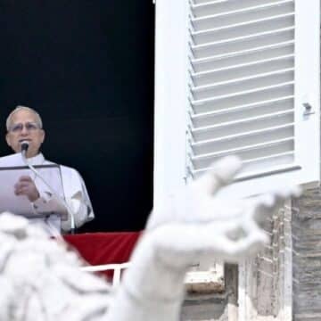 El Papa advierte sobre los “ladrones” modernos de la paz: el consumismo, la guerra y la