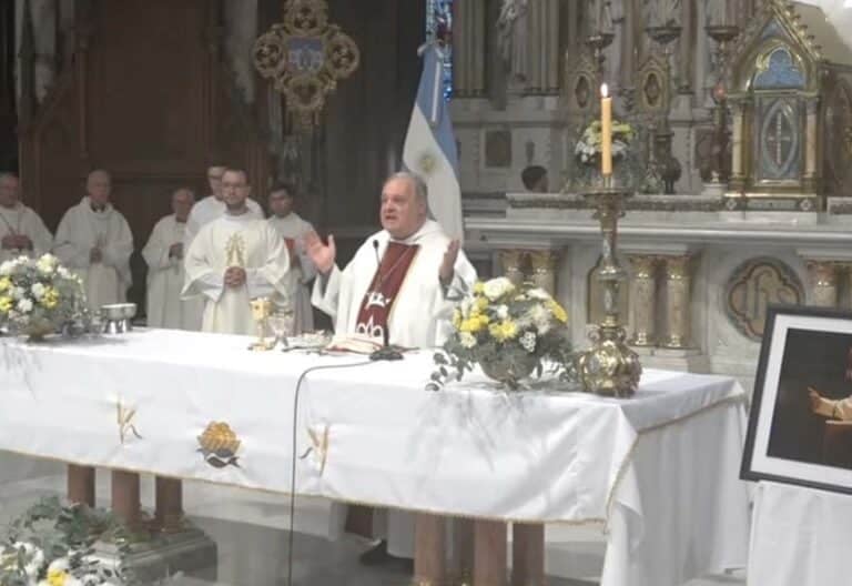 Los obispos argentinos valoraron el ministerio del papa Francisco con memoria agradecida