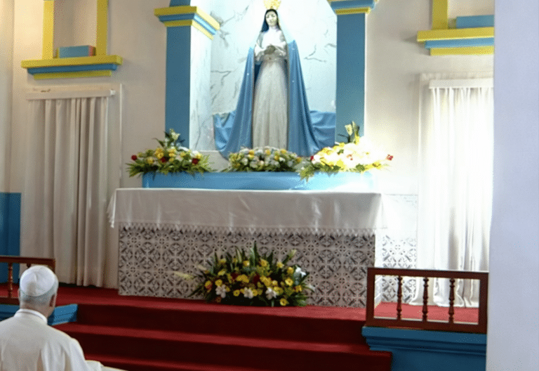 León XIV, en el santuario de Mama Muxima en Angola