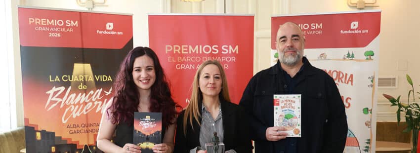 Alba Quintas Garciandia y Josan Hatero ganan el Gran Angular y el Barco de Vapor. Foto: Sergio