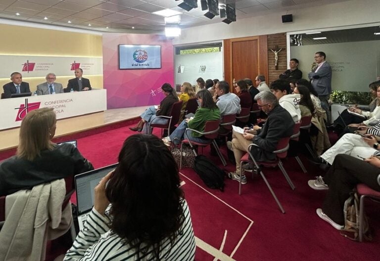 Rueda de prensa con motivo del viaje de León XIV a España