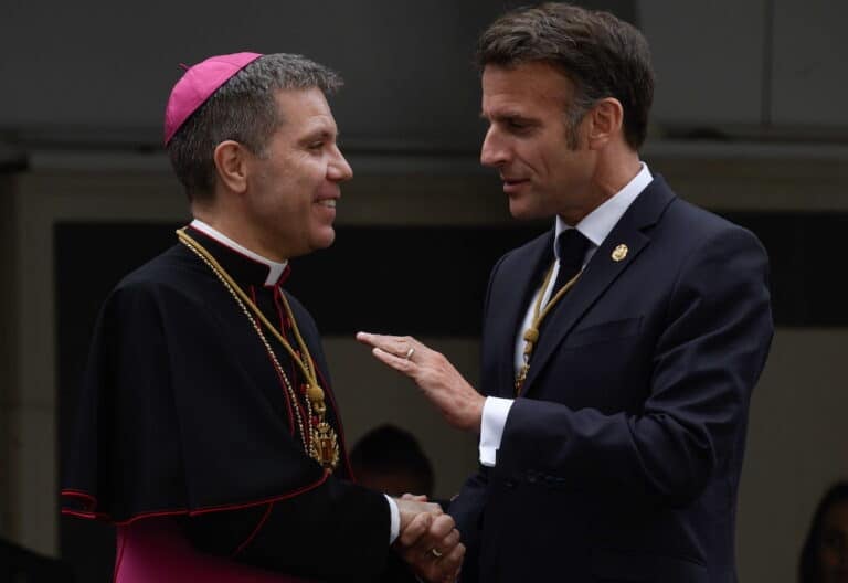 Macron con Serrano Pentinat