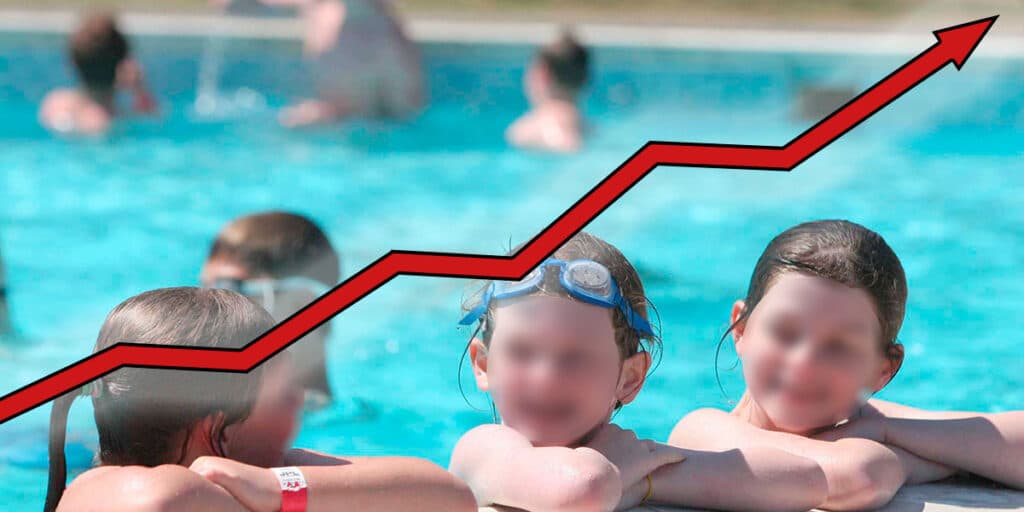 Montaje niñas con línea de crecimiento