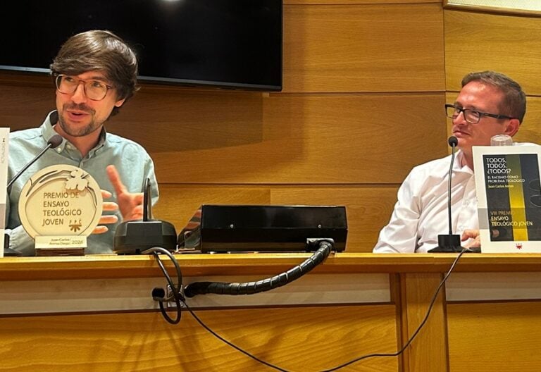 Juan Carlos Aonso y Javier Navarro. Foto: Vida Nueva