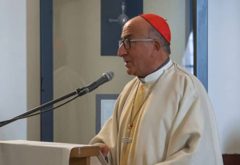 Cardenal Chomali a los jóvenes: “Dios los ama entrañablemente”