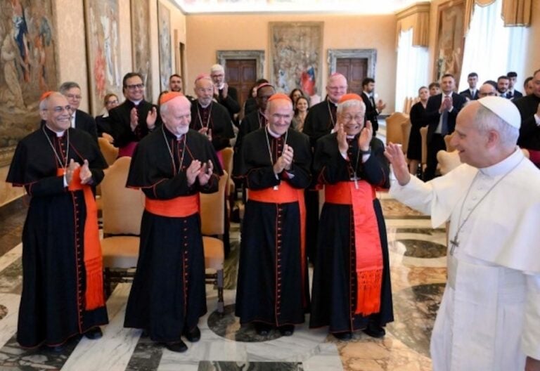 León XIV con el Dicasterio para la Evangelización