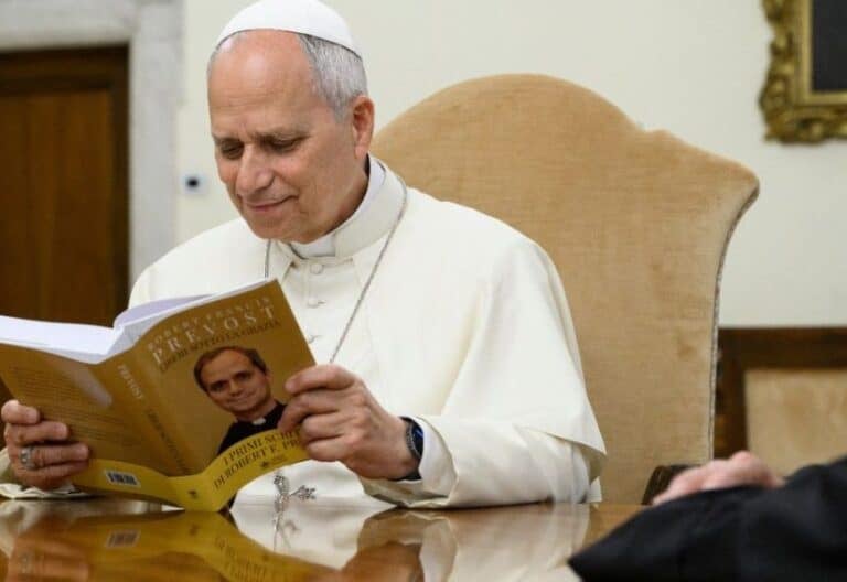 León XIV desafía a la Iglesia con sus textos inéditos: “¿Fieles al pasado o al futuro?”