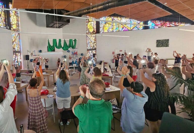 La continuidad entre Francisco y León XIV protagoniza el Espacio de Verano Sur para Educadores
