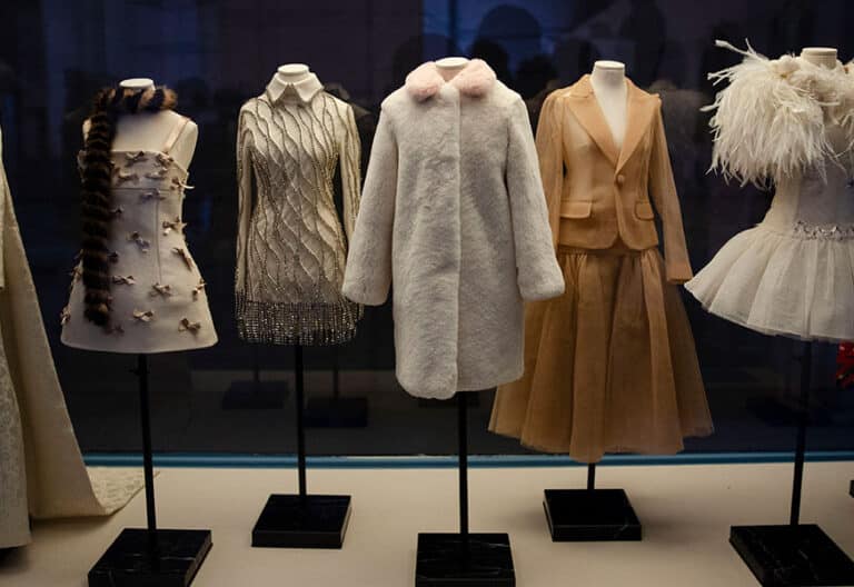 Creaciones de la diseñadora Teresa Helbig que forman parte de la muestra ‘Helbig Archive